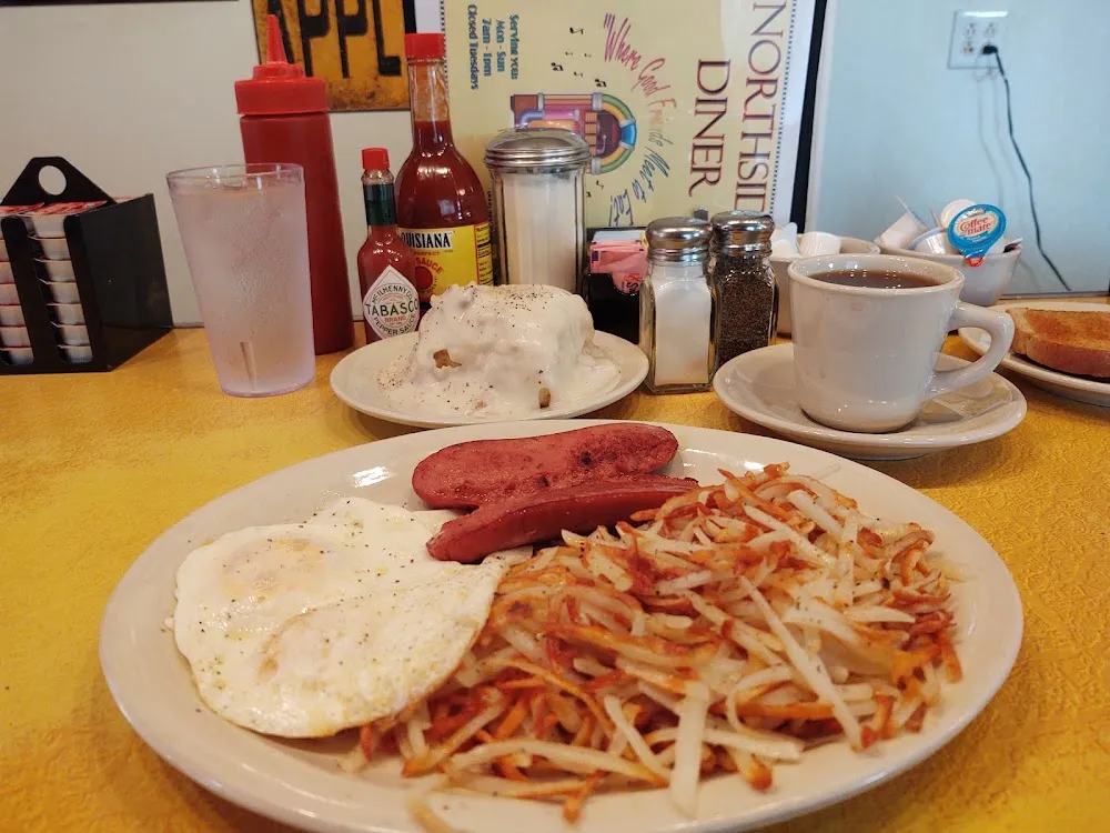 Eggs Hash Browns & Hot Links with a Side of Jalapeno Cheddar Biscuit & Gravy